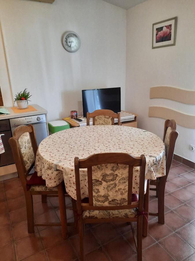 Apartmani Gracela ヴォディツェ エクステリア 写真